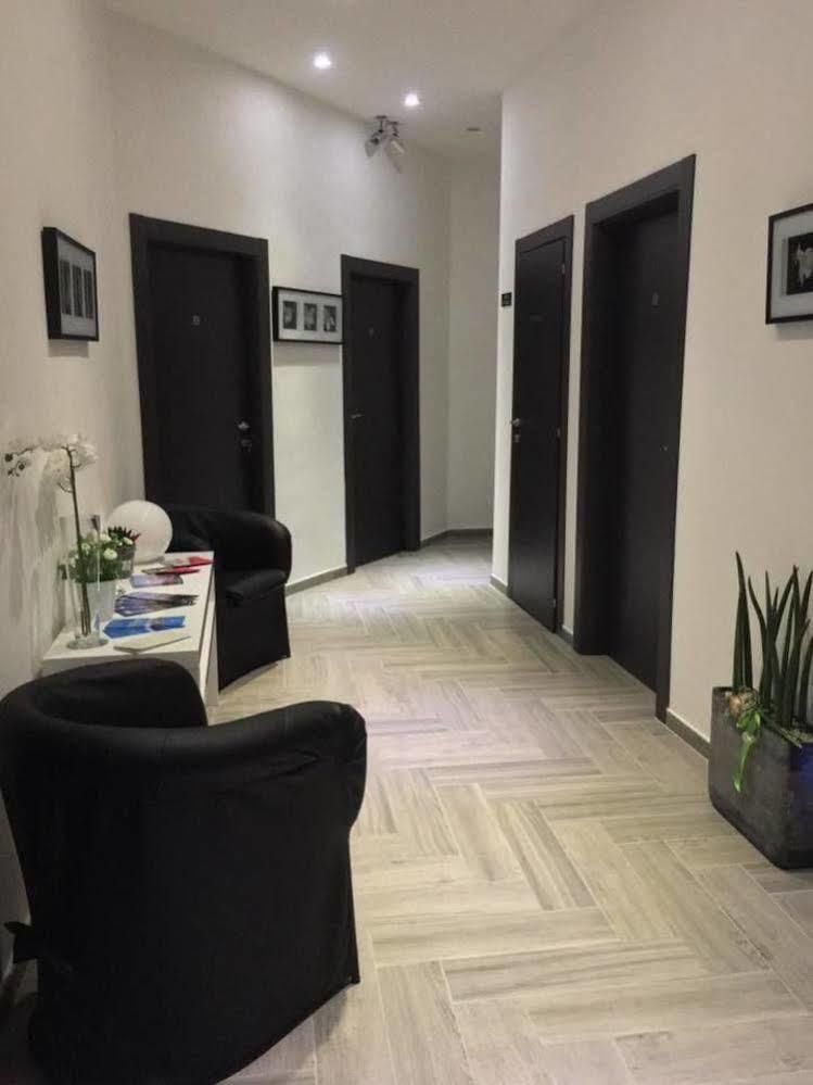 La Dimora Di Garibaldi Bed and Breakfast Νάπολη Εξωτερικό φωτογραφία